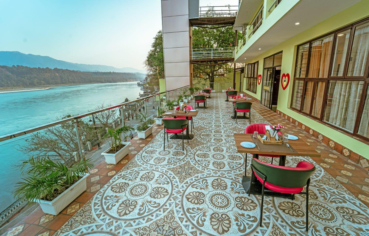 The Neeraj Naturecure On Ganga Rishikesh Bagian luar foto