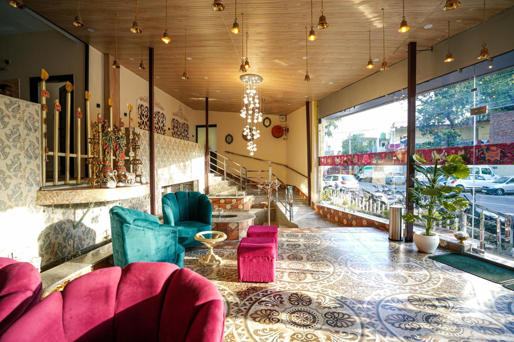 The Neeraj Naturecure On Ganga Rishikesh Bagian luar foto