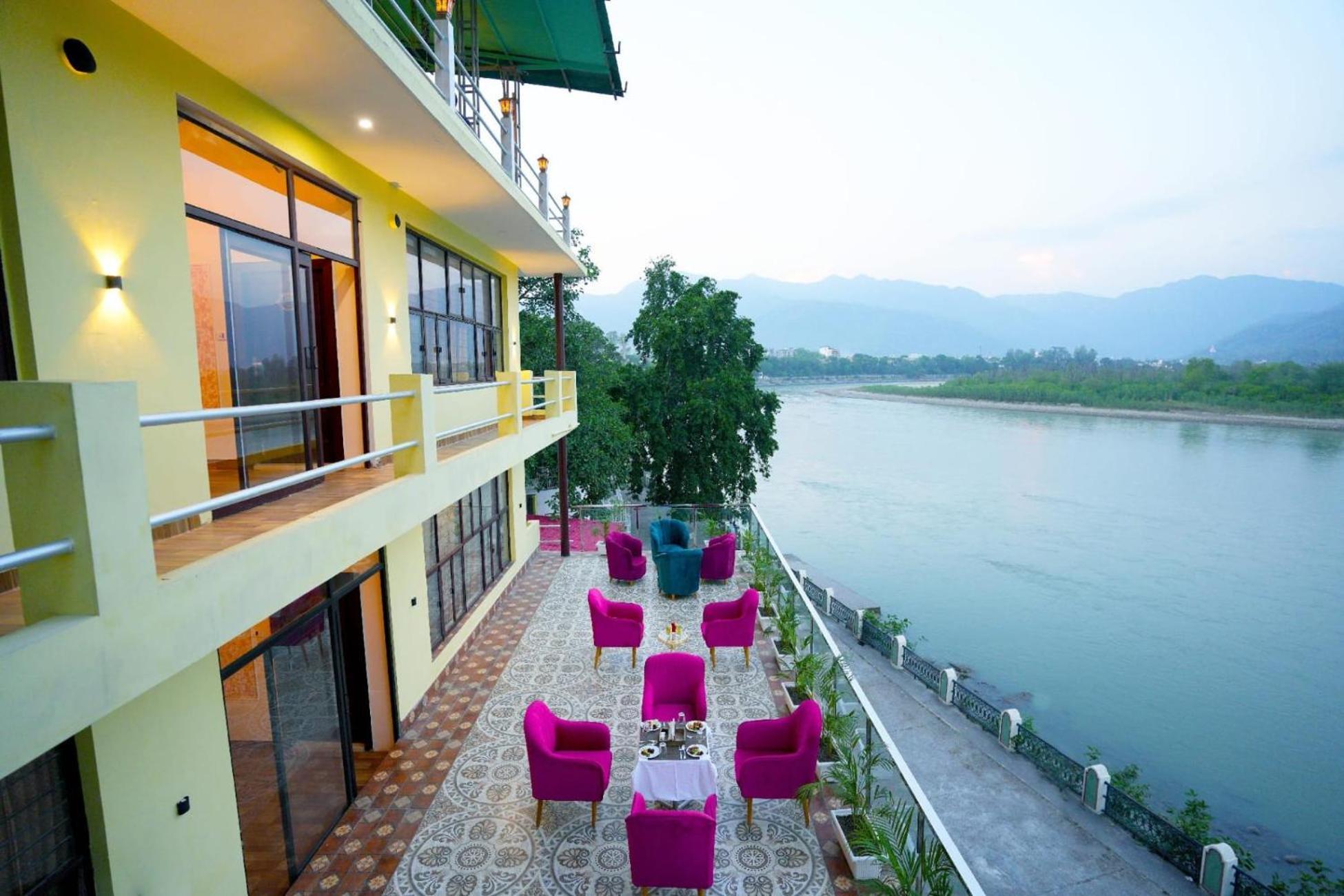 The Neeraj Naturecure On Ganga Rishikesh Bagian luar foto